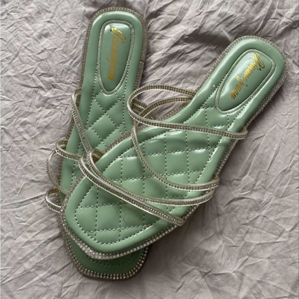 Size 8 green sparkly flats!